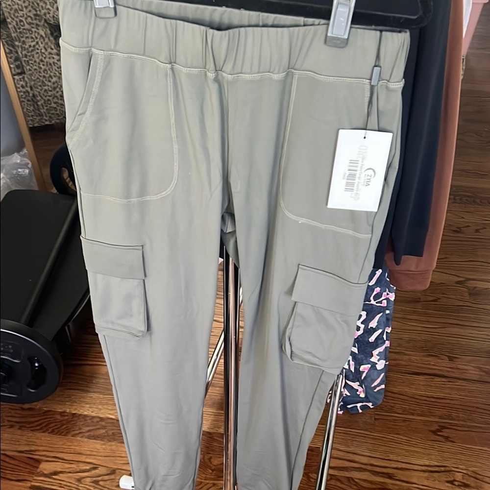ZYIA Olive Cargo Joggers